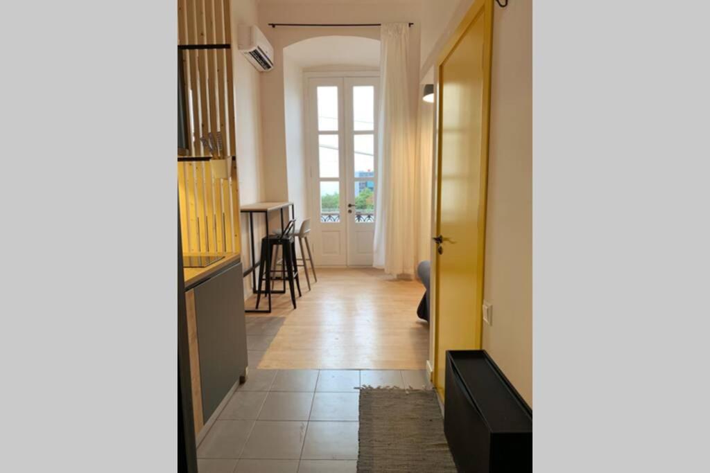 Bright Apartment 第比利斯 外观 照片
